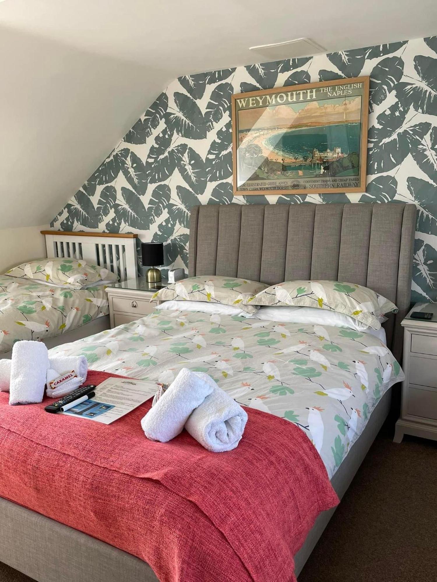 The Alendale Guesthouse 韦茅斯 外观 照片
