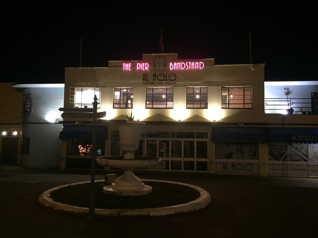 The Alendale Guesthouse 韦茅斯 外观 照片